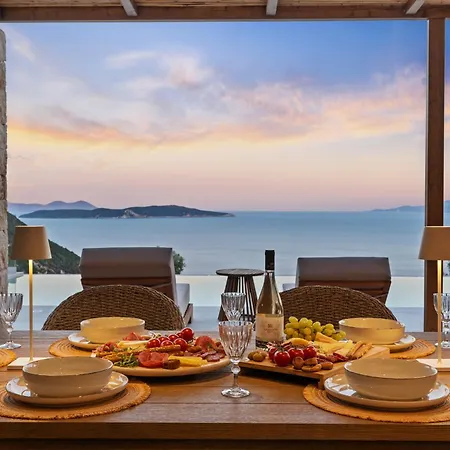 别墅 Calliste Evgiros